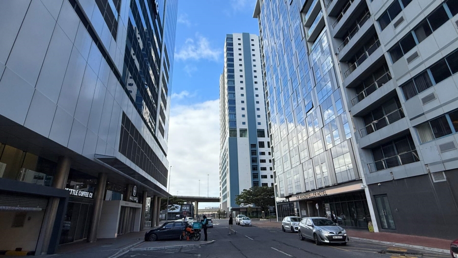 To Let commercial Property for Rent in Foreshore Western Cape